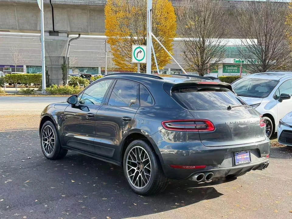 2018 Porsche Macan - Image 4 of 19