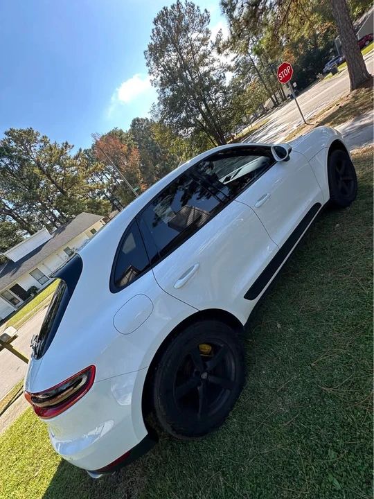 2018 Porsche Macan - Image 7 of 16