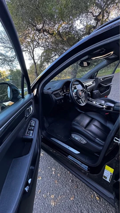 2018 Porsche Macan - Image 4 of 10
