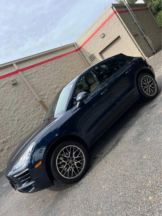 2018 Porsche Macan - Image 5 of 12