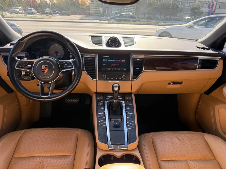 2018 Porsche Macan - Image 2 of 18