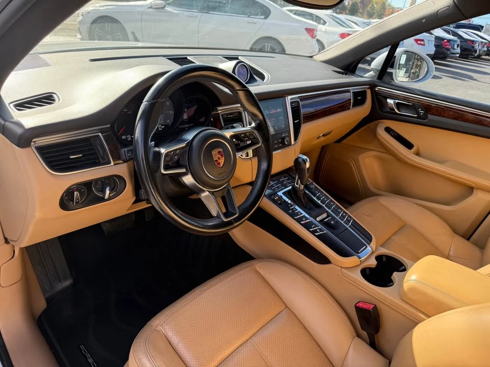 2018 Porsche Macan - Image 5 of 18