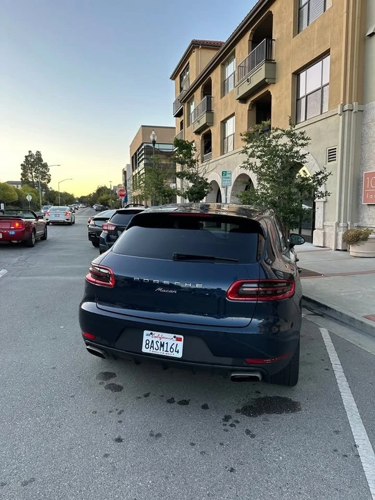 2018 Porsche Macan - Image 12 of 12