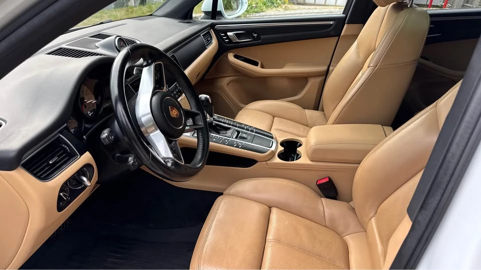 2018 Porsche Macan - Image 8 of 20