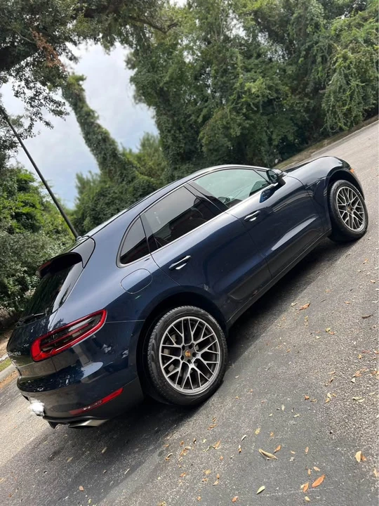 2018 Porsche Macan - Image 3 of 12
