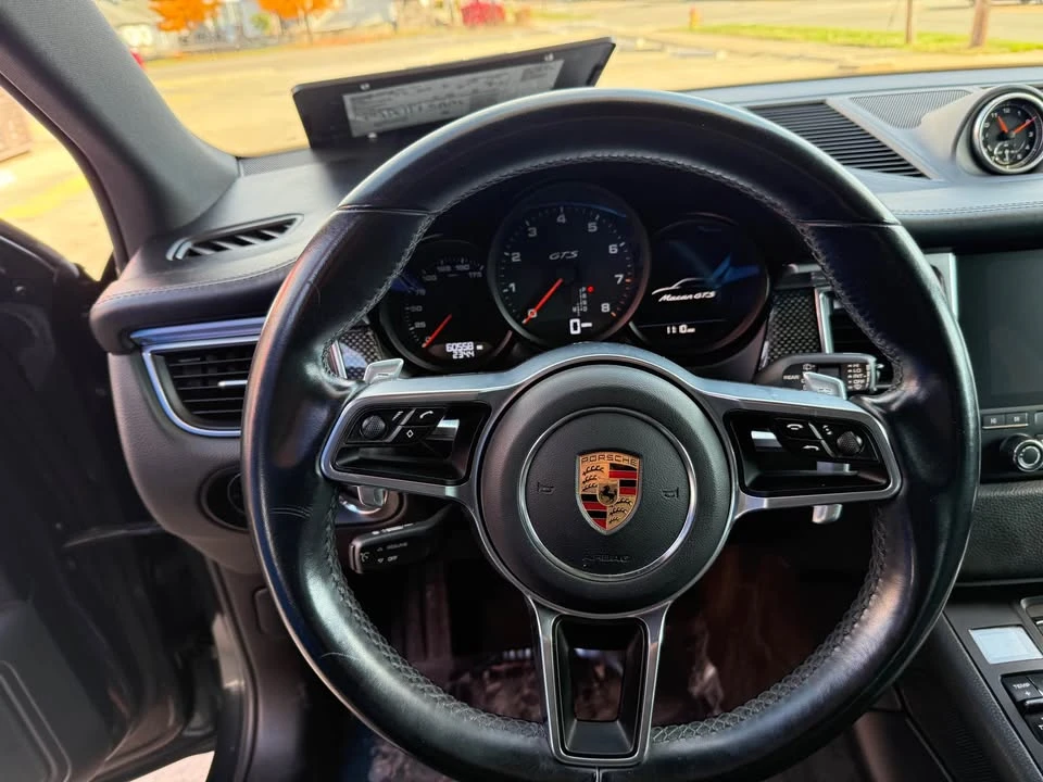 2018 Porsche Macan - Image 10 of 16