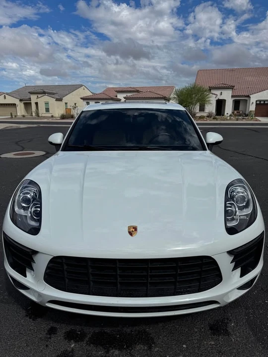 2018 Porsche Macan - Image 2 of 17