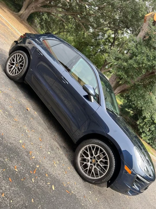2018 Porsche Macan - Image 2 of 12