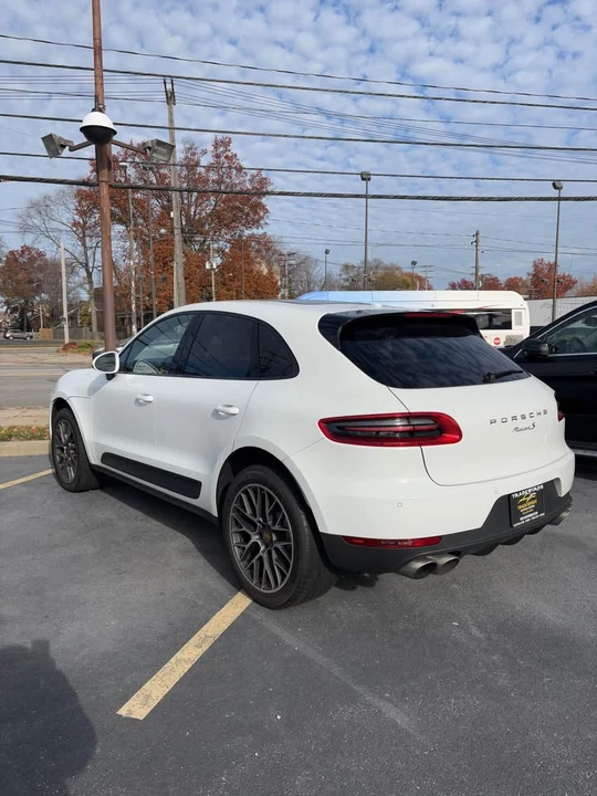 2018 Porsche Macan - Image 3 of 3