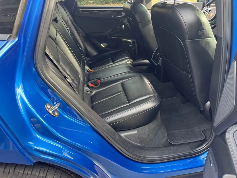 2018 Porsche Macan - Image 10 of 20