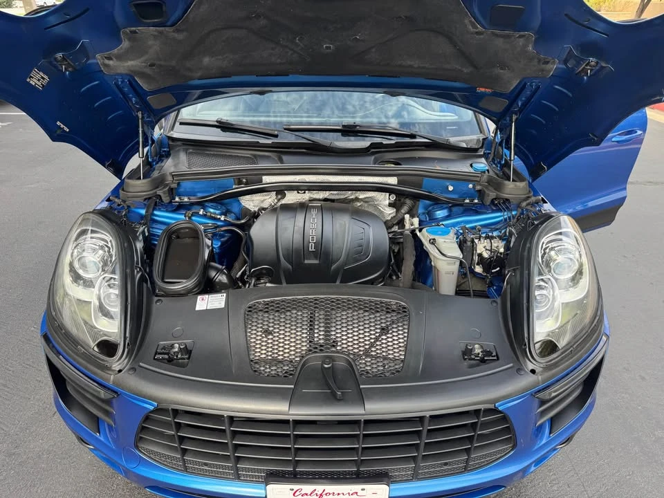 2018 Porsche Macan - Image 14 of 20