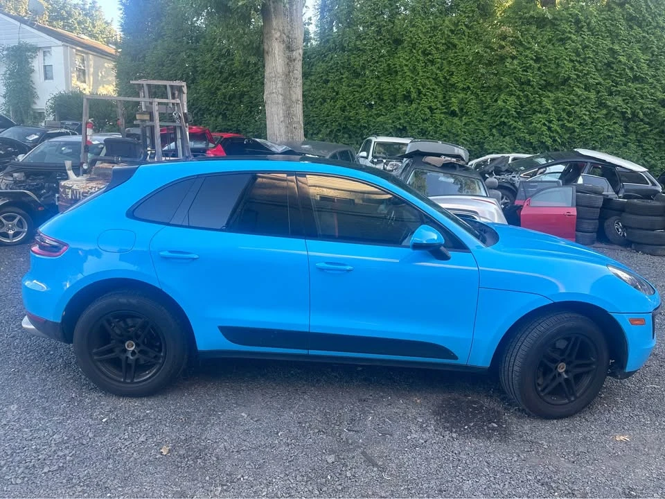 2018 Porsche Macan - Image 14 of 20