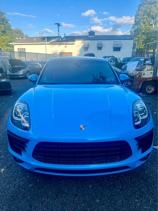 2018 Porsche Macan - Image 10 of 20