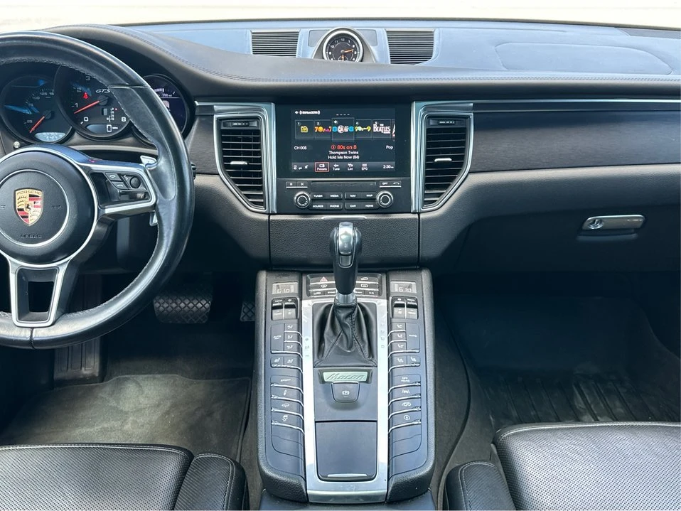 2018 Porsche Macan - Image 16 of 20