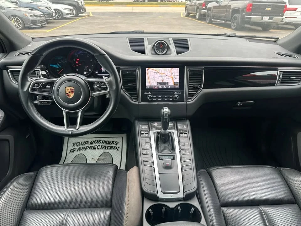 2018 Porsche Macan - Image 14 of 19