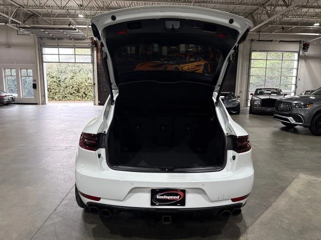 2018 Porsche Macan - Image 15 of 20