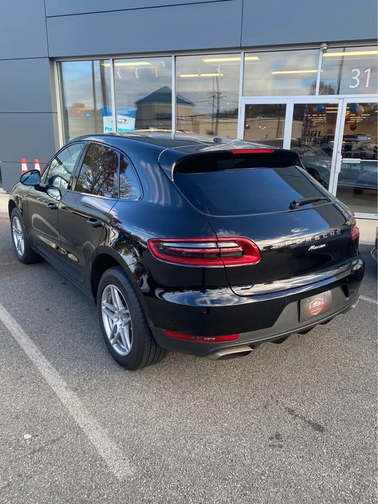2018 Porsche Macan - Image 10 of 10