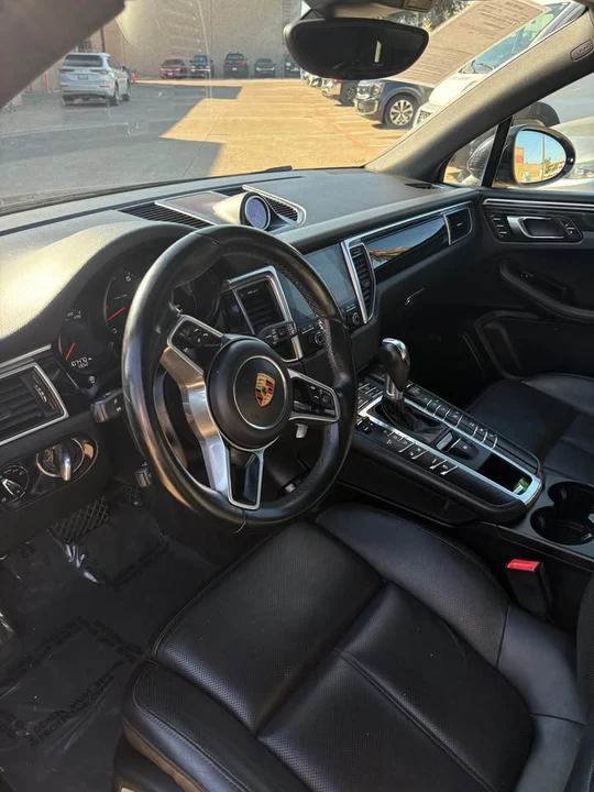 2018 Porsche Macan - Image 3 of 7