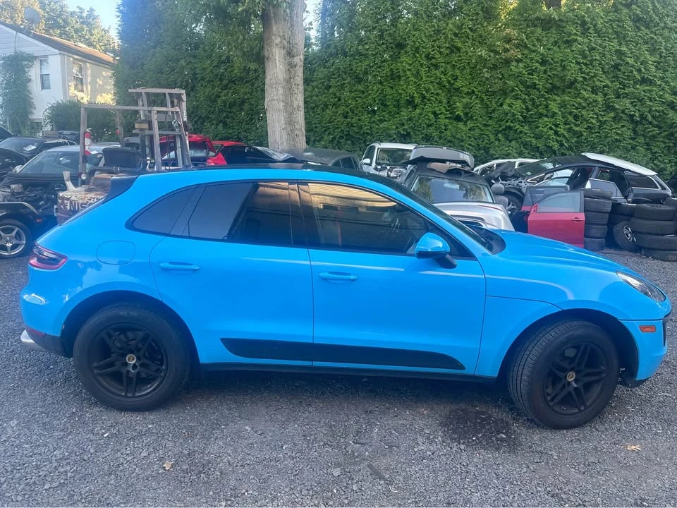 2018 Porsche Macan - Image 13 of 20