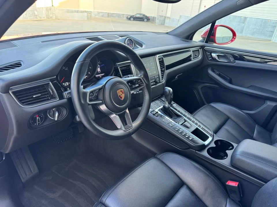 2018 Porsche Macan - Image 7 of 20