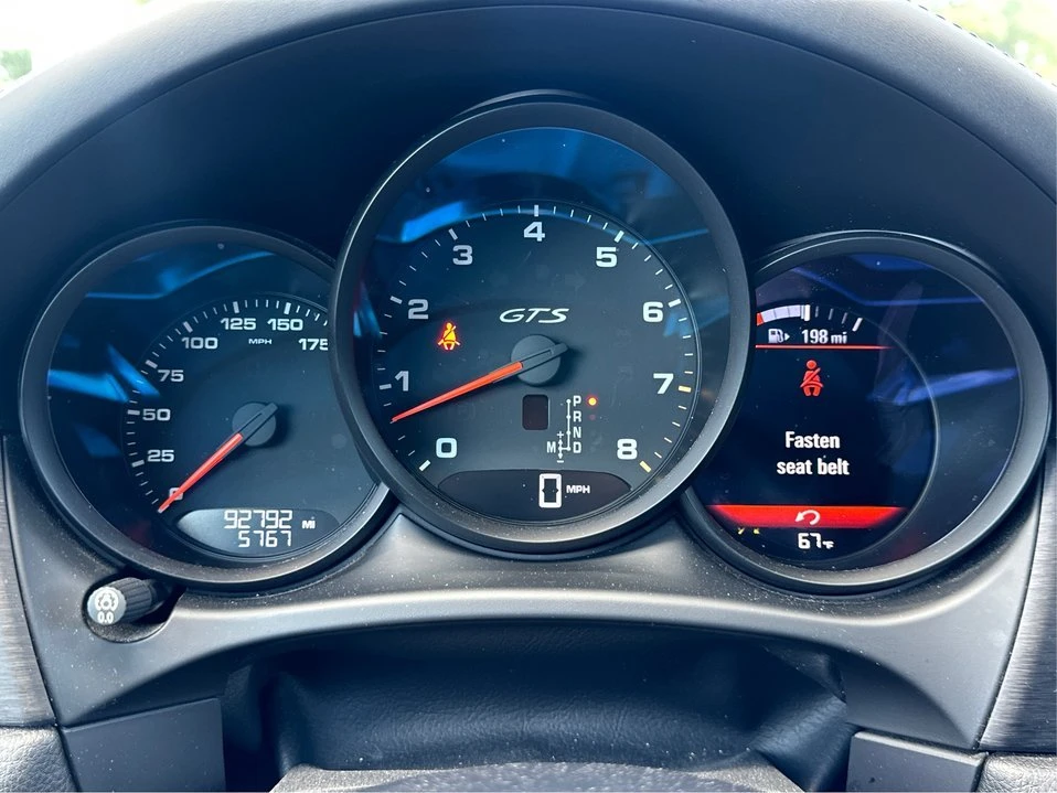 2018 Porsche Macan - Image 18 of 20