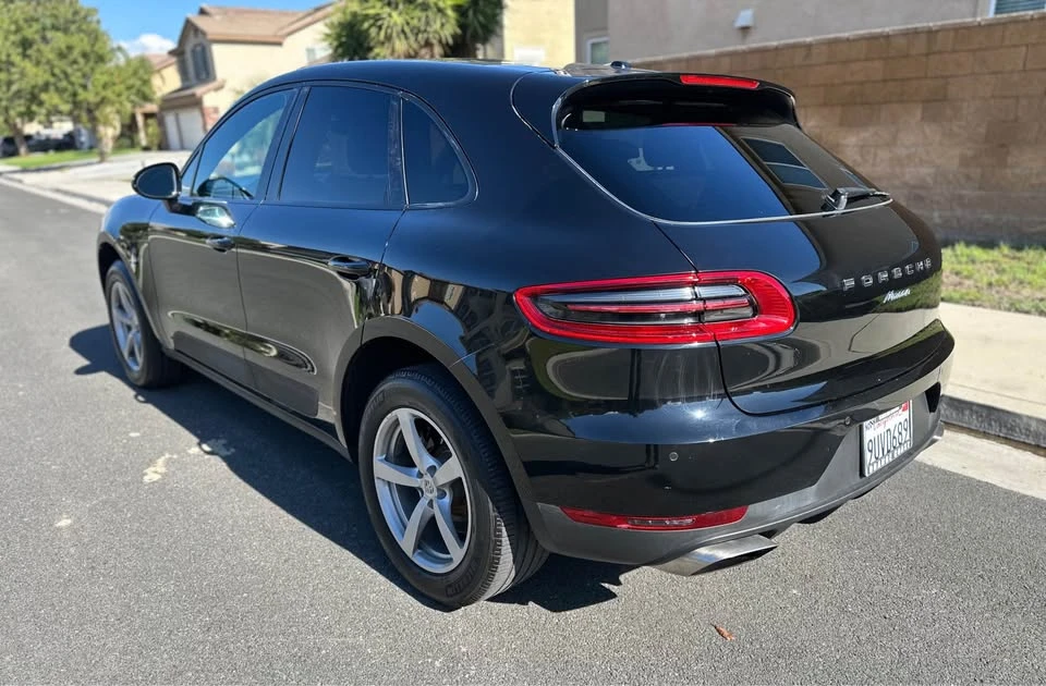2018 Porsche Macan - Image 5 of 17