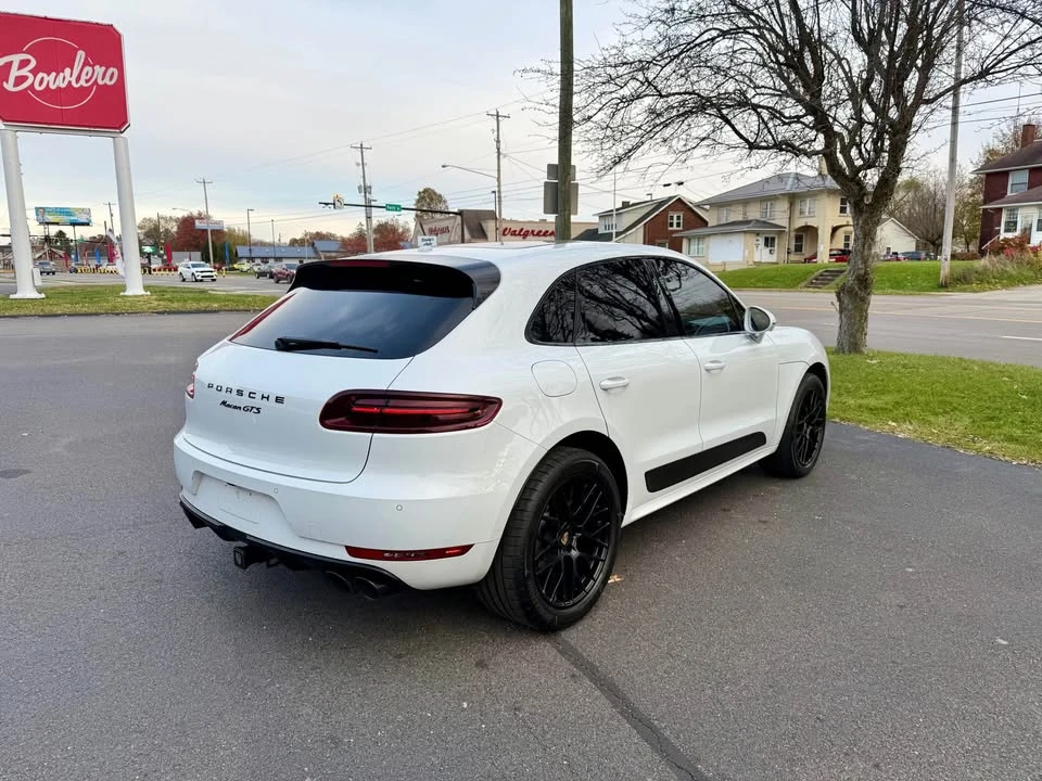 2018 Porsche Macan - Image 8 of 19