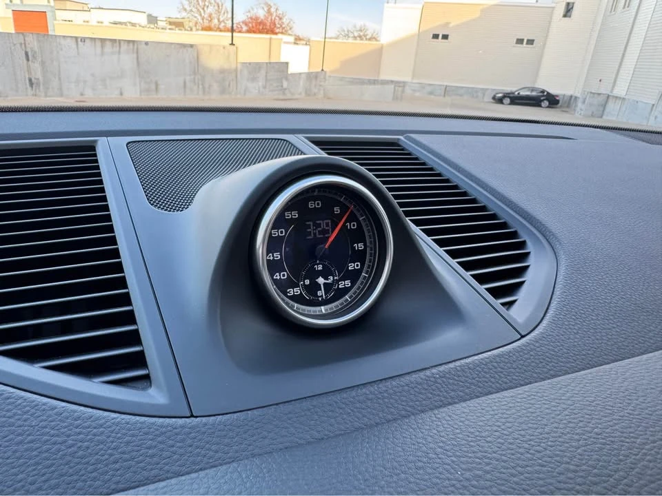 2018 Porsche Macan - Image 11 of 20