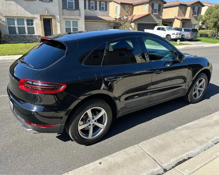 2018 Porsche Macan - Image 3 of 17
