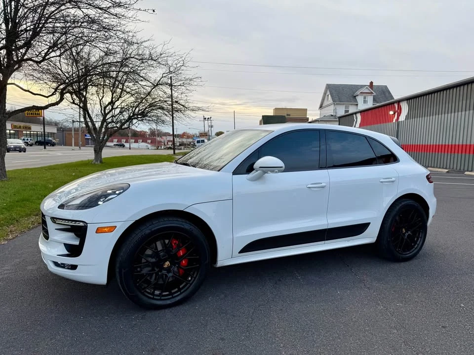 2018 Porsche Macan - Image 2 of 19