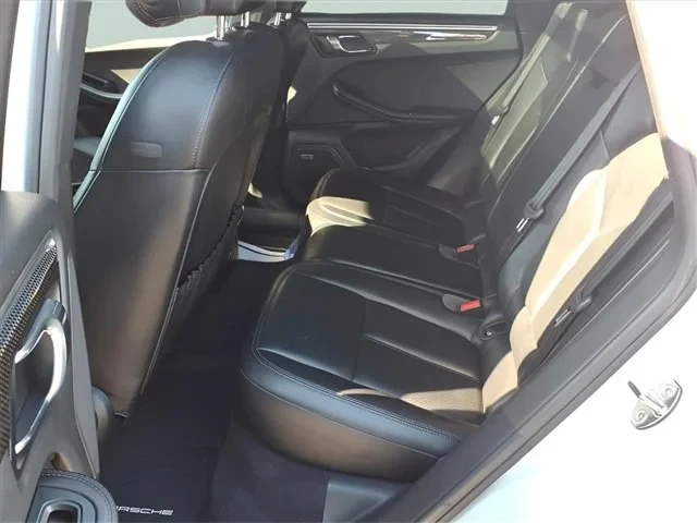 2018 Porsche Macan S - Image 3 of 5