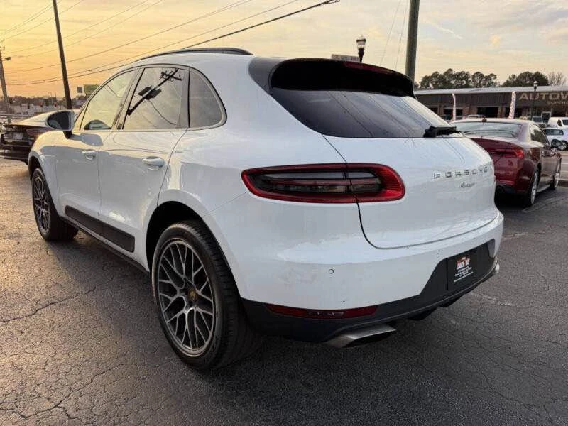 2018 Porsche Macan - Image 3 of 11