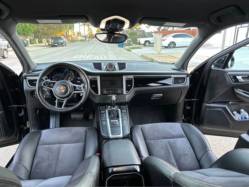 2018 Porsche Macan - Image 7 of 20