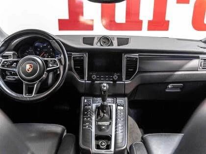 2018 Porsche Macan - Image 5 of 7