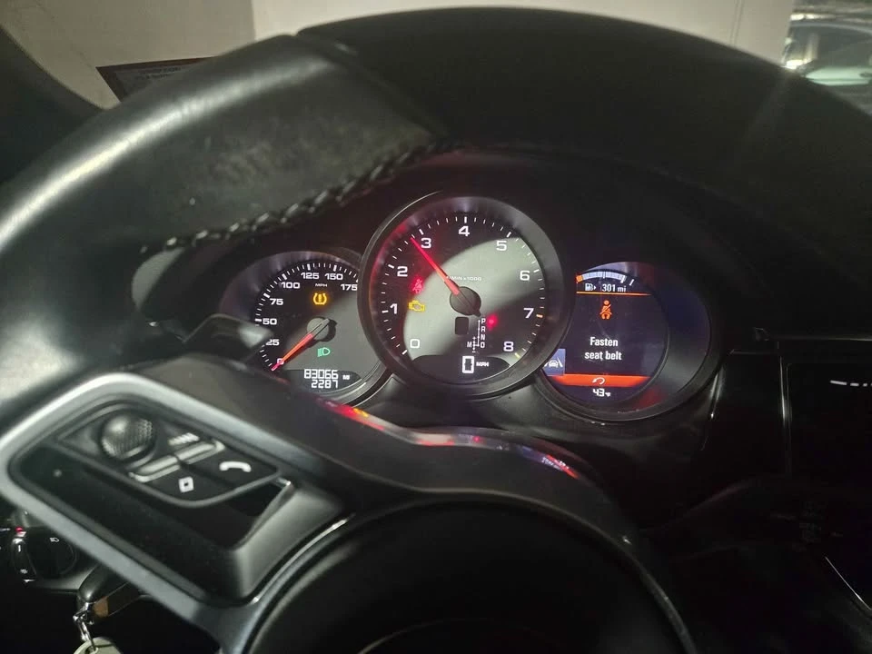 2018 Porsche Macan - Image 6 of 7