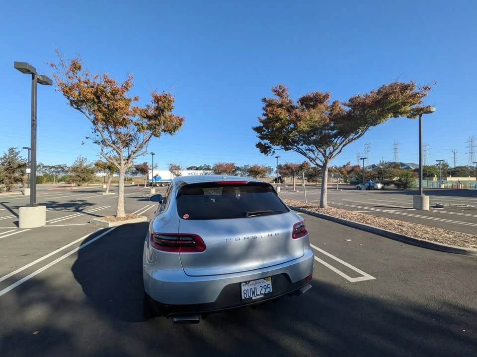 2018 Porsche Macan - Image 8 of 17