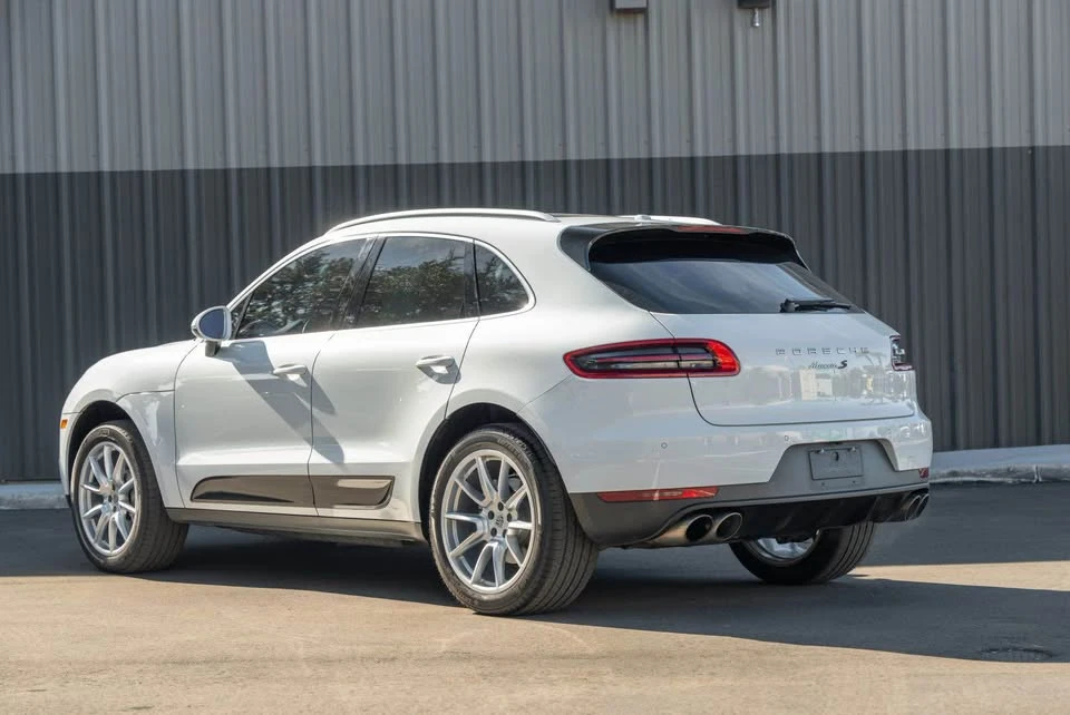 2018 Porsche Macan - Image 8 of 16