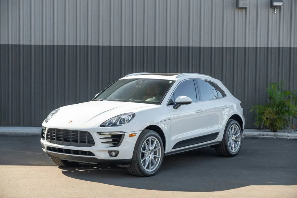 2018 Porsche Macan - Image 6 of 16