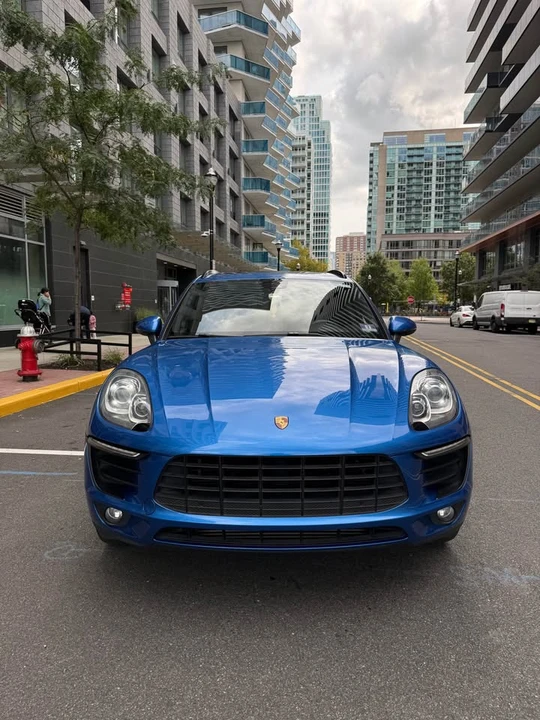 2018 Porsche Macan - Image 2 of 8