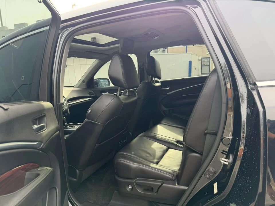 2018 Porsche Macan - Image 11 of 12