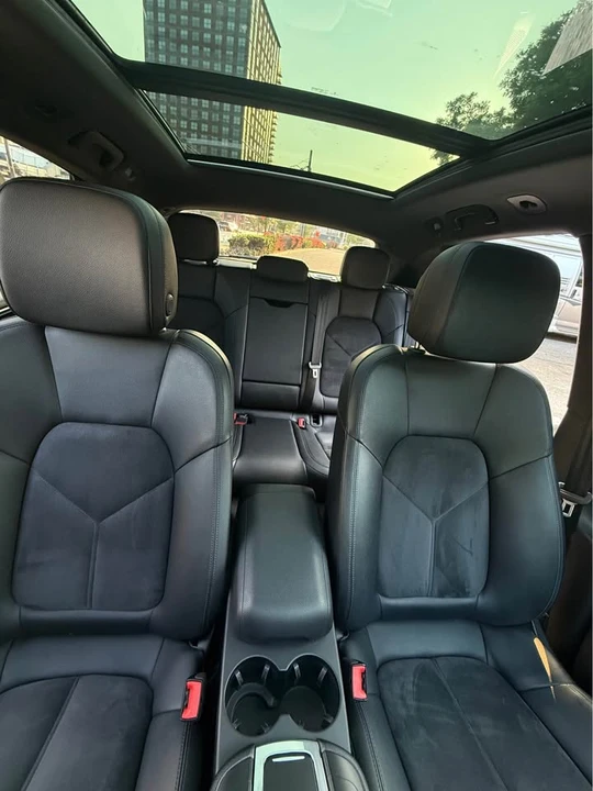 2018 Porsche Macan - Image 8 of 8