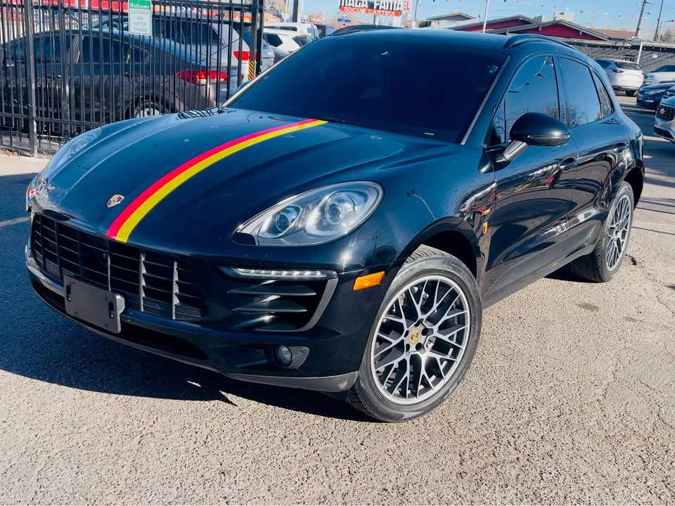 2018 Porsche Macan - Image 2 of 3