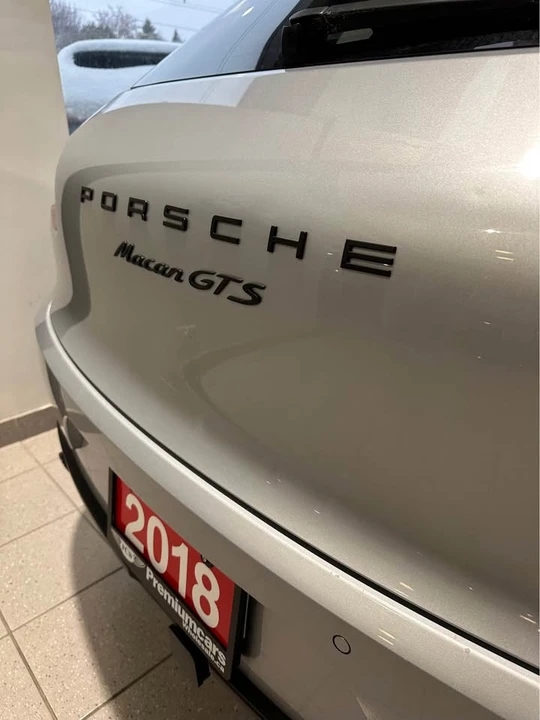2018 Porsche Macan - Image 3 of 10
