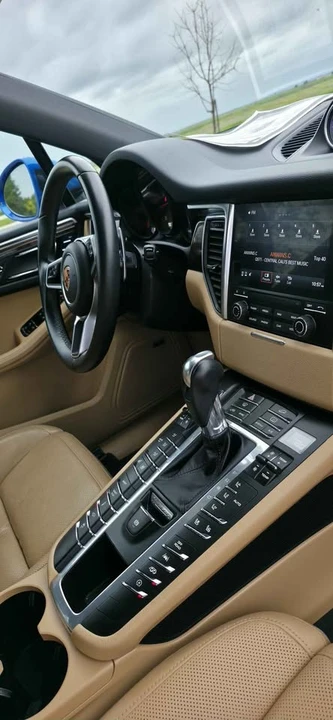 2018 Porsche Macan - Image 6 of 7