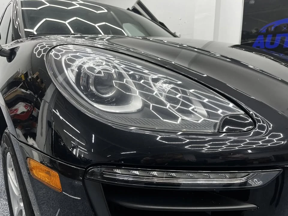 2018 Porsche Macan - Image 6 of 20