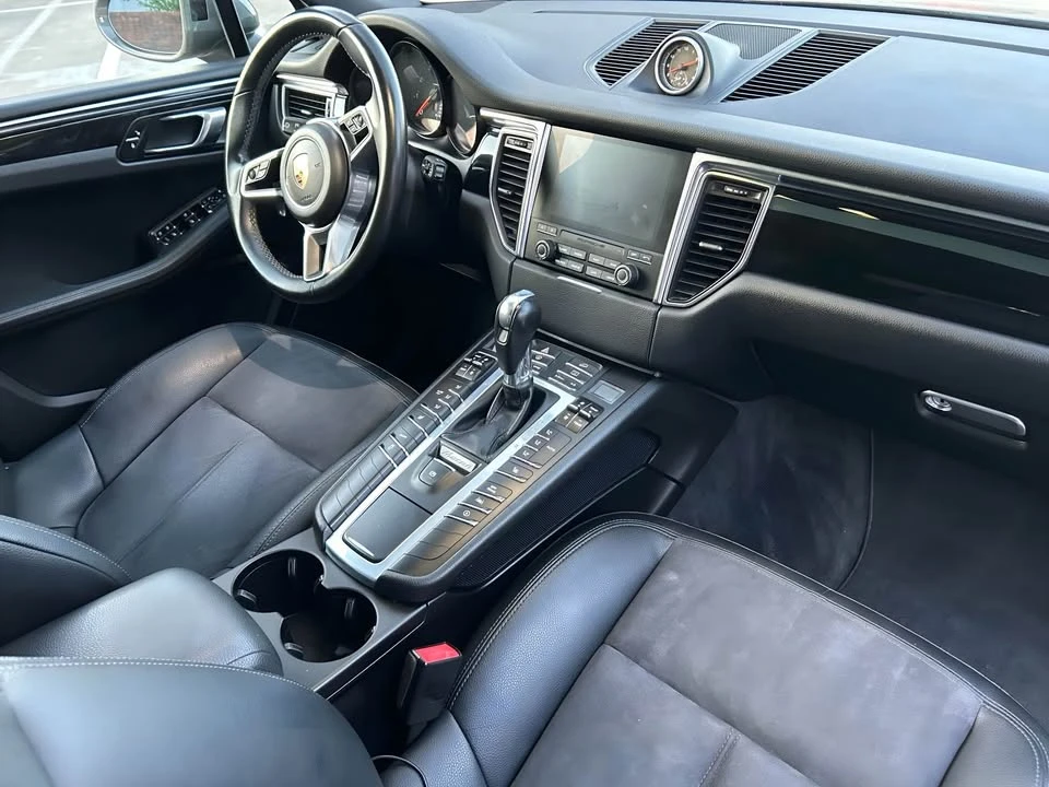 2018 Porsche Macan - Image 5 of 7