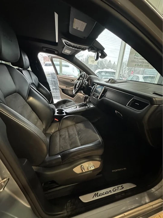 2018 Porsche Macan - Image 4 of 10