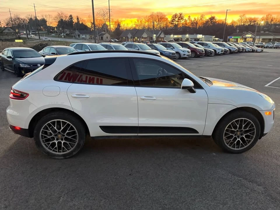 2018 Porsche Macan - Image 6 of 20