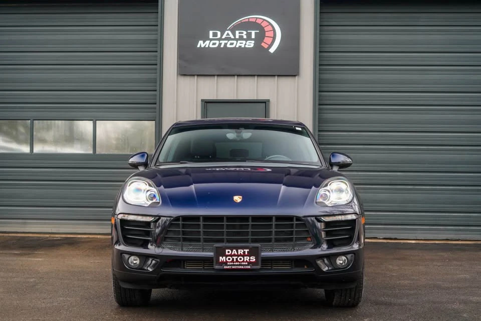 2018 Porsche Macan - Image 2 of 17