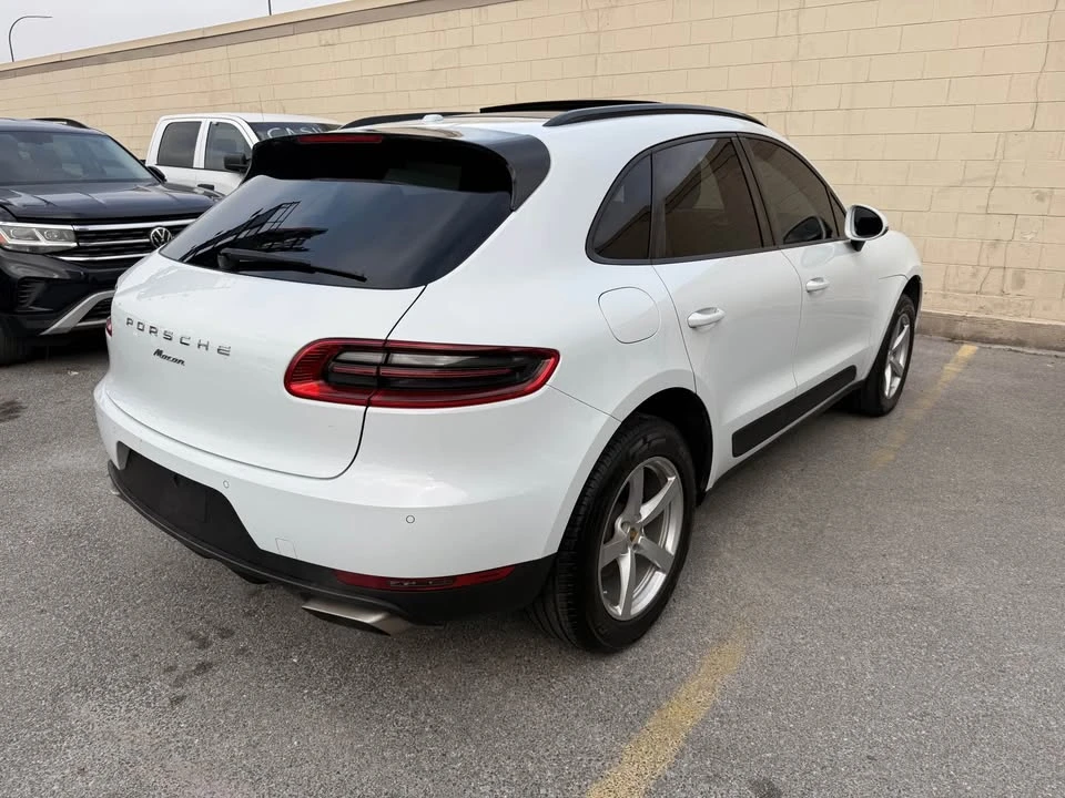 2018 Porsche Macan - Image 3 of 15